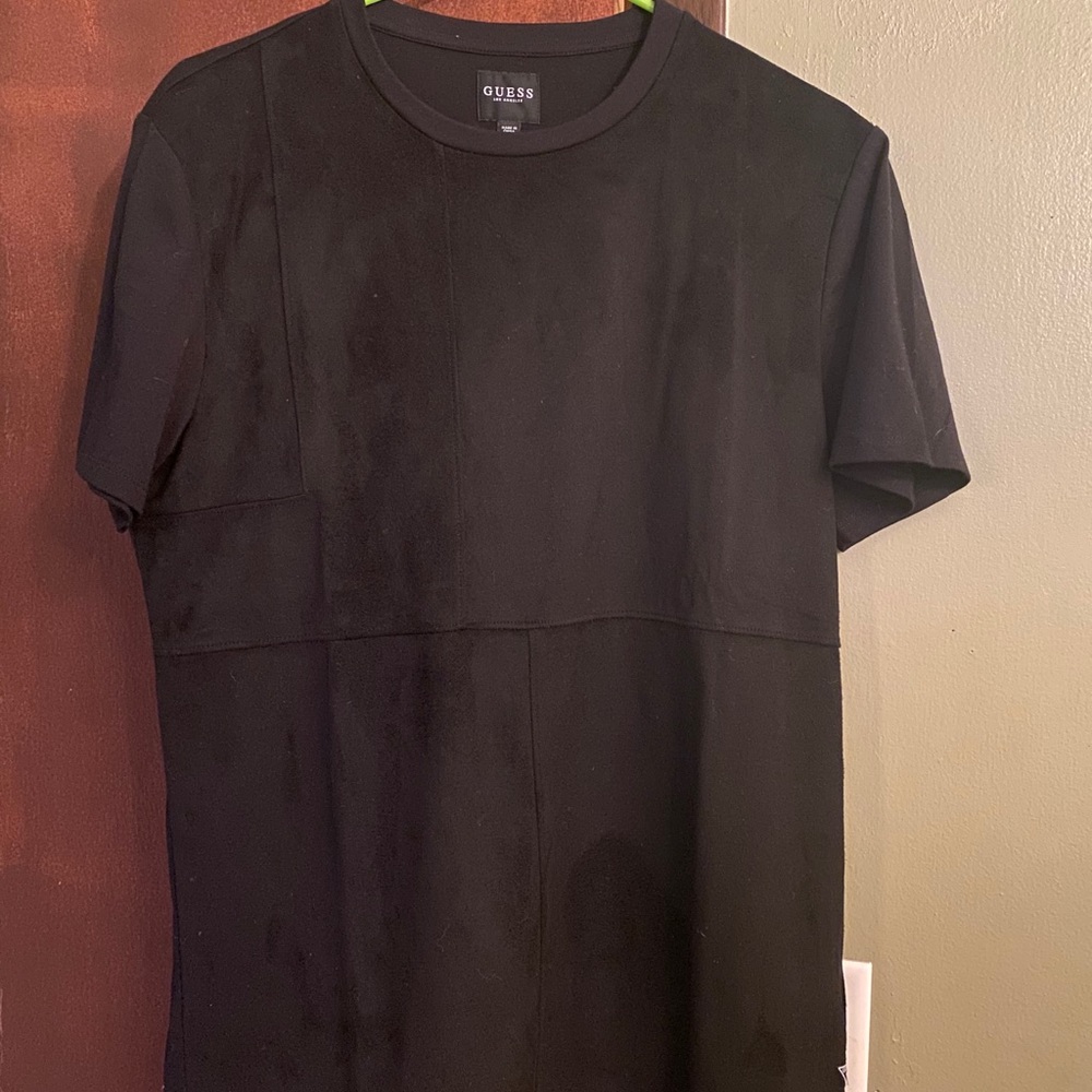 Guess? Velour tshirt in black with lines